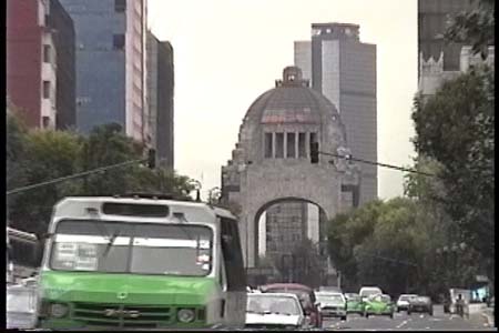 monumento a la independencia.bmp